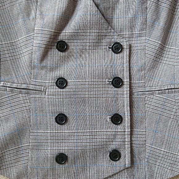 Double Breasted Vest - Picture 9 of 9